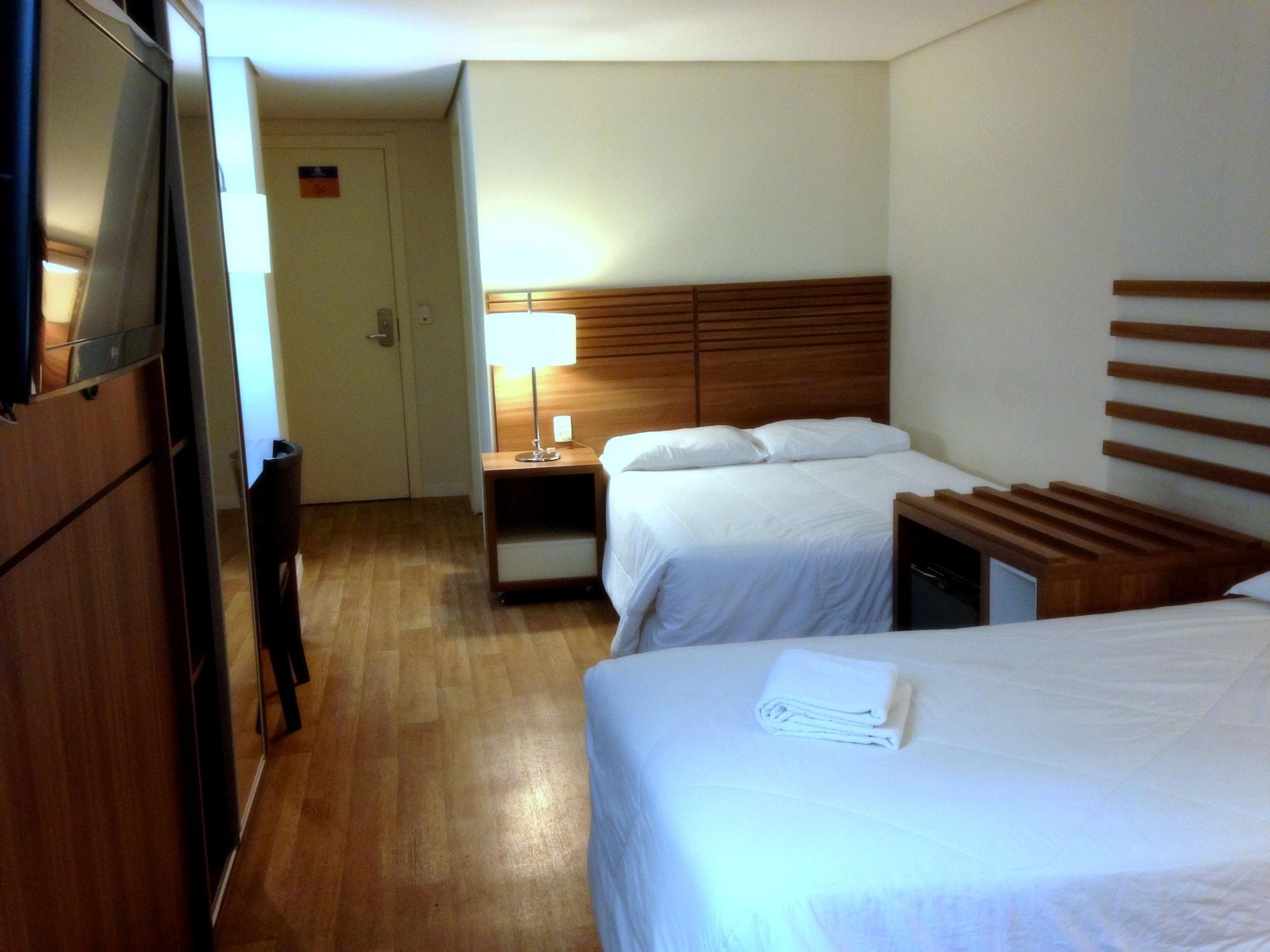 Umbu Hotel Porto Alegre - Centro Historico - Prox Aeroporto 15Min المظهر الخارجي الصورة