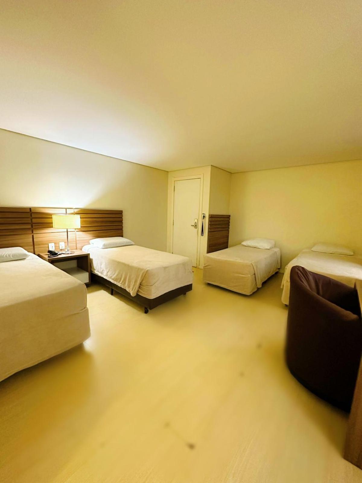 Umbu Hotel Porto Alegre - Centro Historico - Prox Aeroporto 15Min الغرفة الصورة