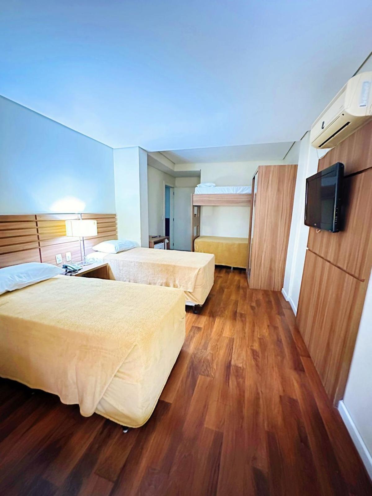 Umbu Hotel Porto Alegre - Centro Historico - Prox Aeroporto 15Min الغرفة الصورة