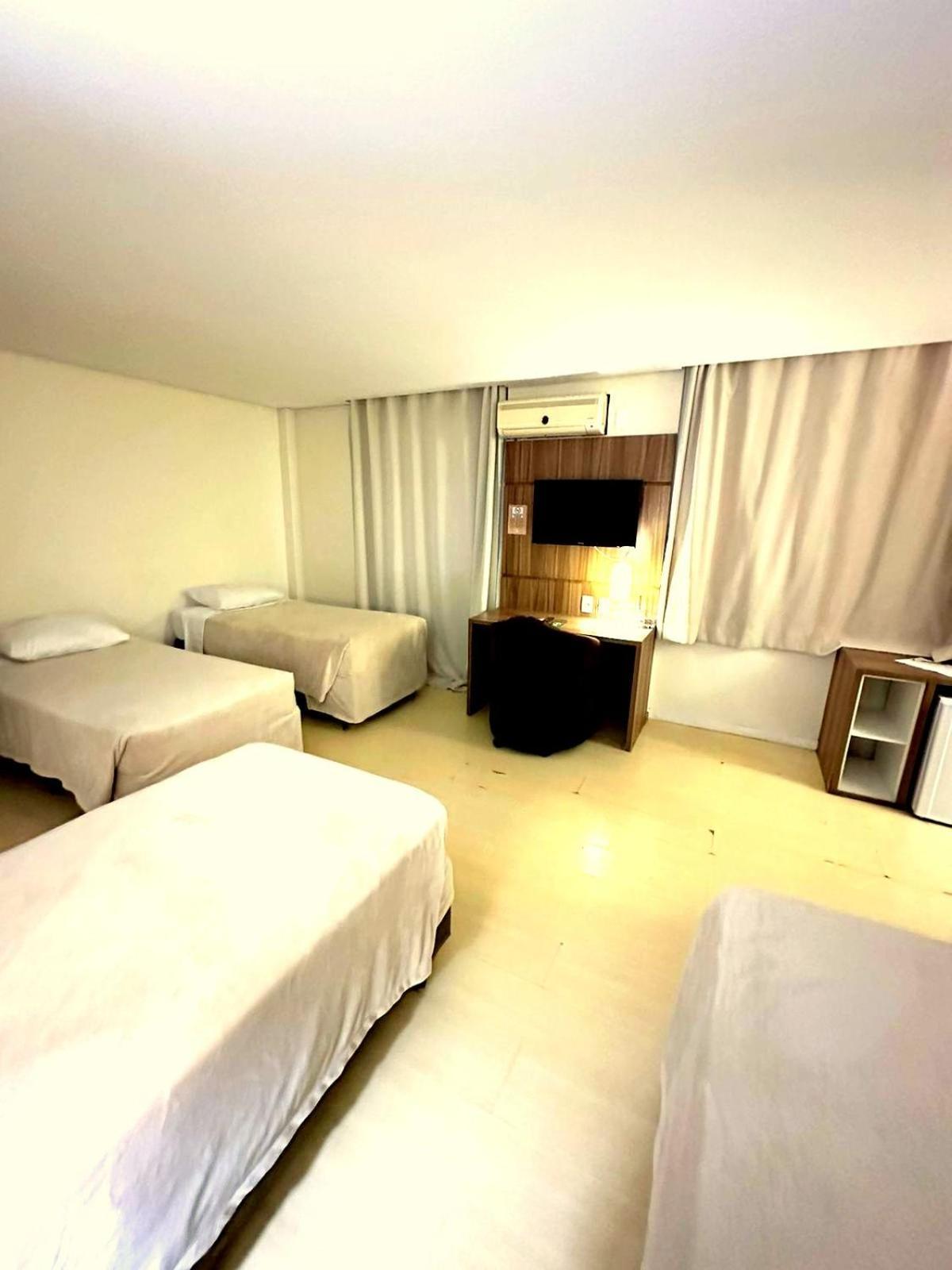 Umbu Hotel Porto Alegre - Centro Historico - Prox Aeroporto 15Min الغرفة الصورة